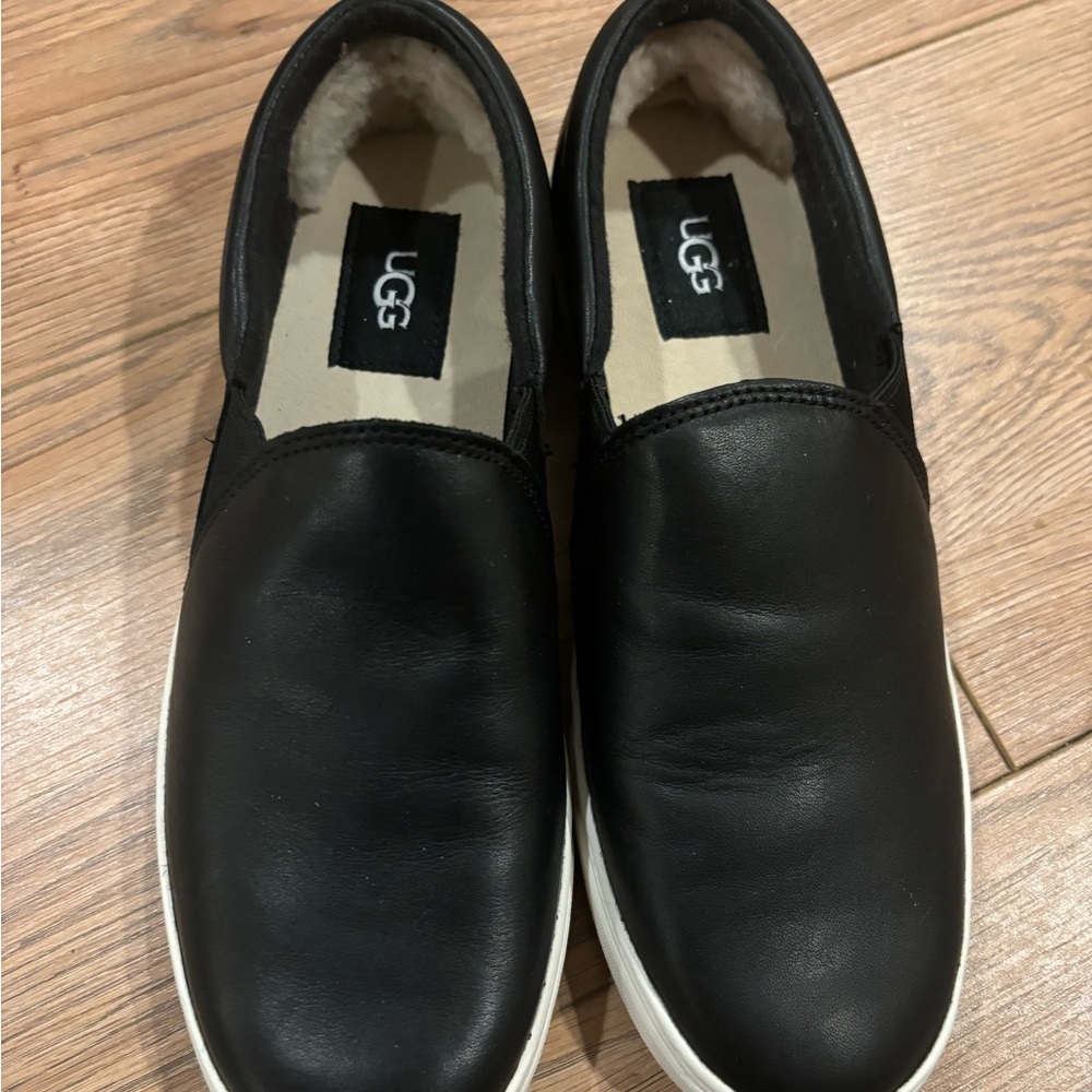 NW UGG Women’s Black Slip-On Shoes